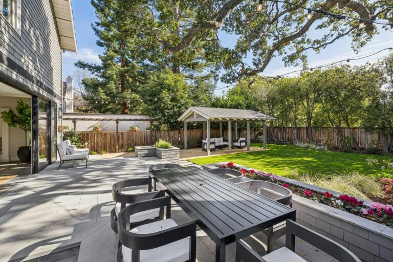 236-1042-cowper-street.88517.p5k.105